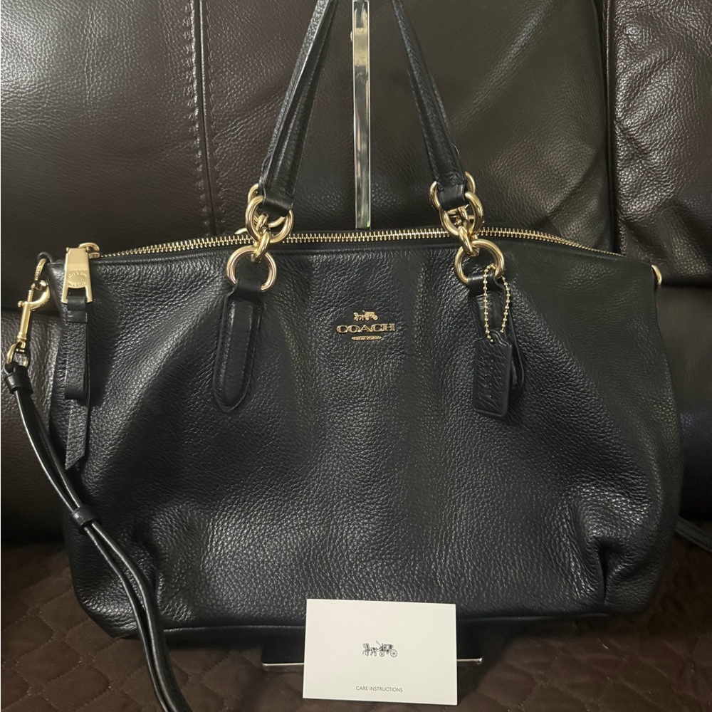 Coach Black Leather F30565 2-Way Tote Bag - Picture 15 of 15